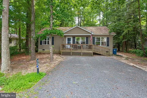 298 Ocean Pkwy, Ocean Pines, MD 21811