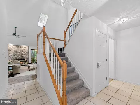 Entry Way - 36 Cannon Dr, Ocean Pines, MD 21811 photo 3 of 4