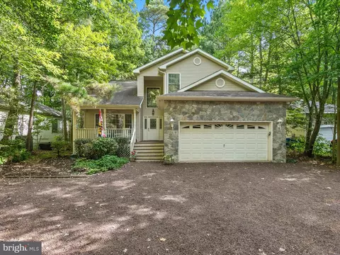 36 Cannon Dr, Ocean Pines, MD 21811