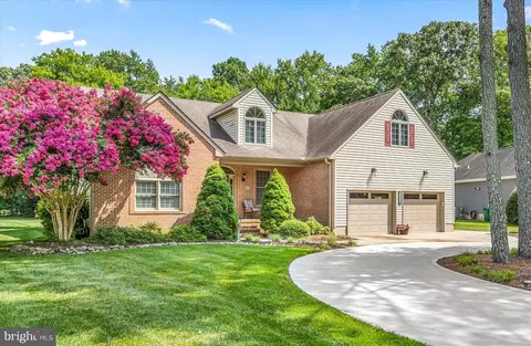 Exterior - 12520 Deer Point Cir, Berlin, MD 21811 photo 2 of 29