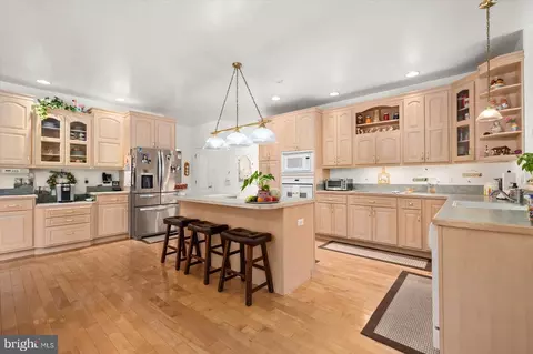 Kitchen - 12520 Deer Point Cir, Berlin, MD 21811 photo 1 of 6
