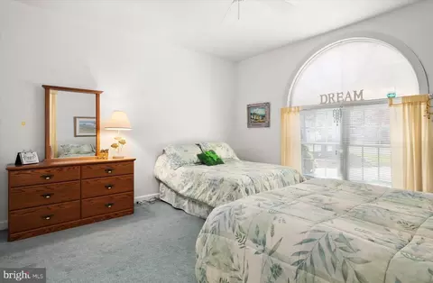 Bedroom - 12520 Deer Point Cir, Berlin, MD 21811 photo 5 of 10