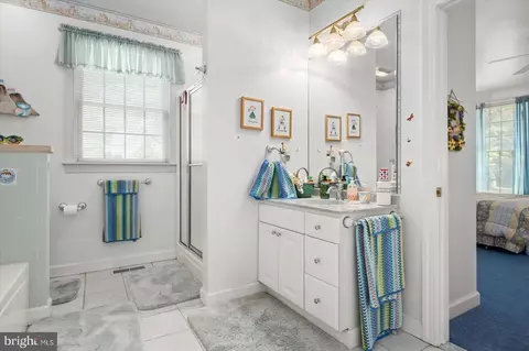Bath - 12520 Deer Point Cir, Berlin, MD 21811 photo 5 of 7
