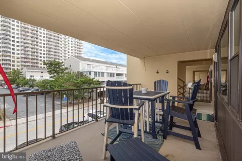 9 47th St #207, Ocean City, MD 21842