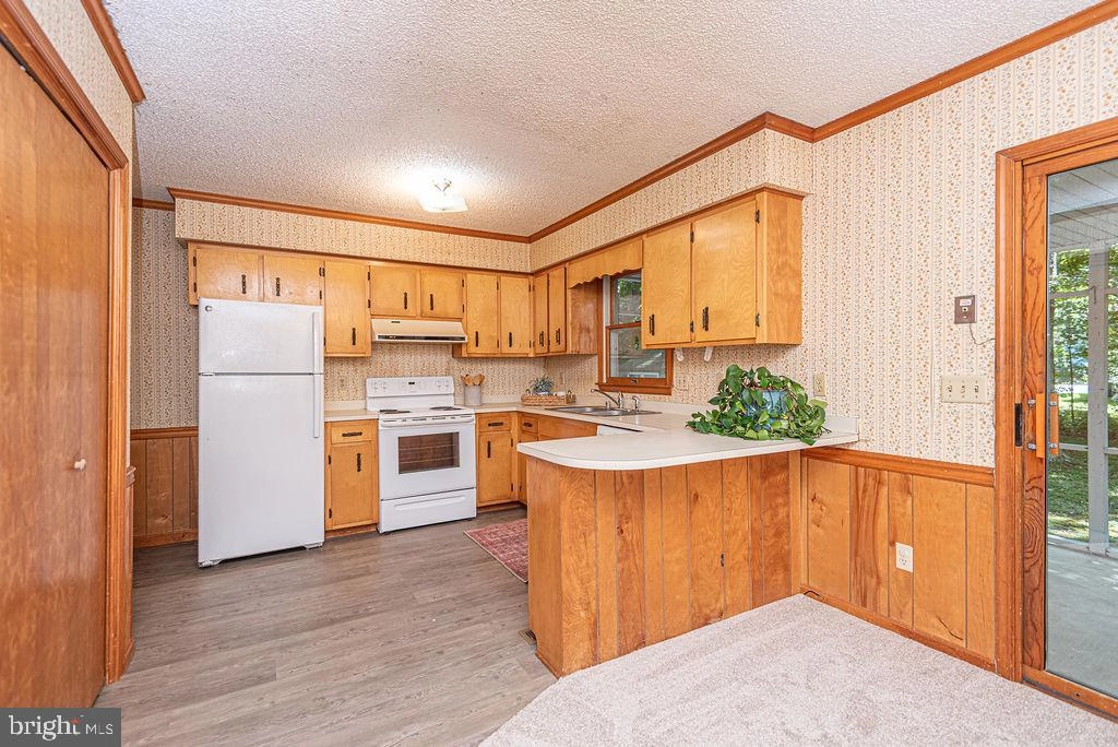 Kitchen - 18 Brandywine Dr, Ocean Pines, MD 21811 photo 1 of 6
