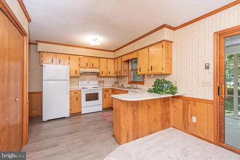 Kitchen - 18 Brandywine Dr, Ocean Pines, MD 21811 photo 1 of 6