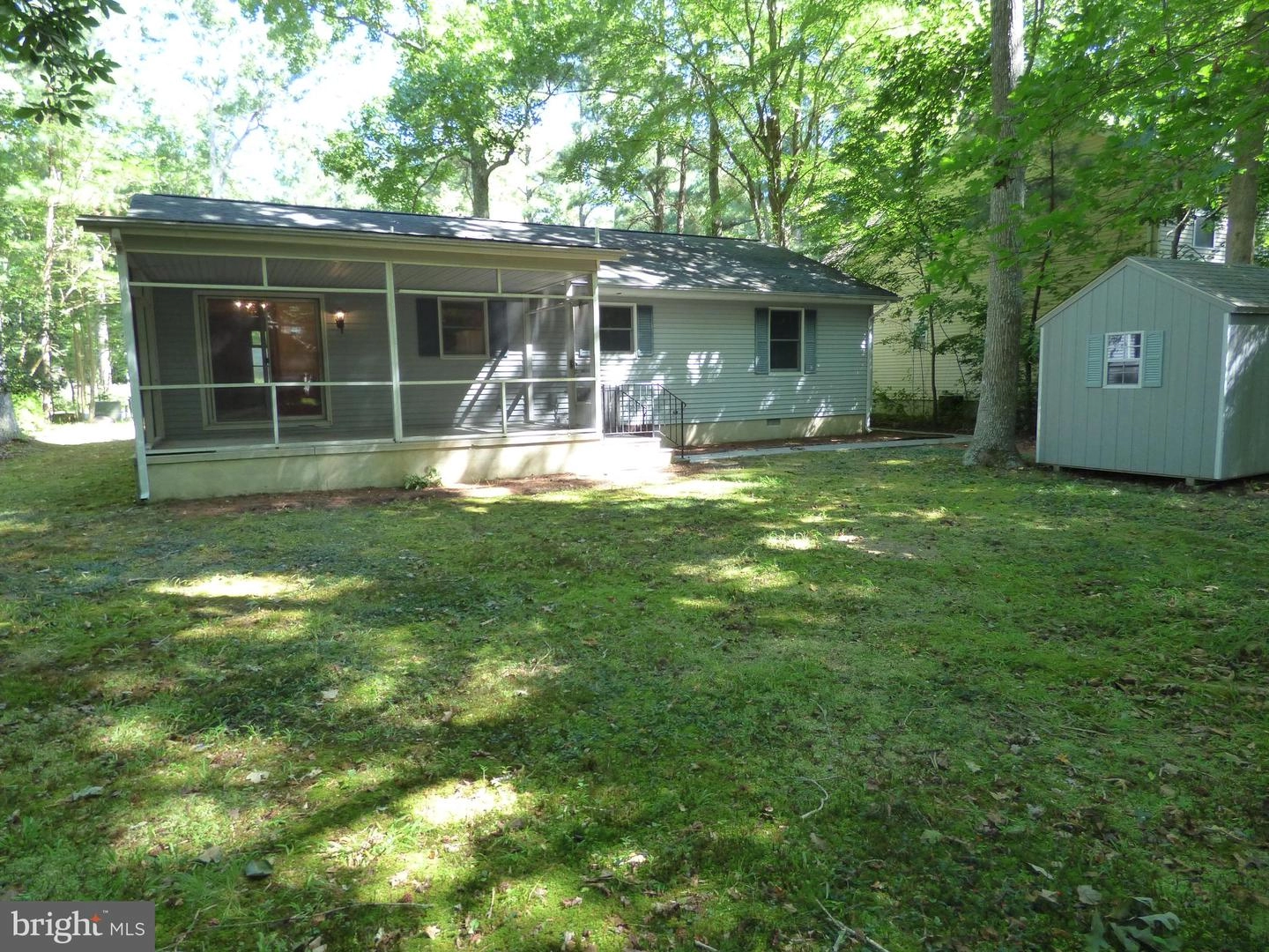 Exterior - 18 Brandywine Dr, Ocean Pines, MD 21811 photo 10 of 12