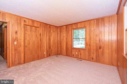 Bedroom - 18 Brandywine Dr, Ocean Pines, MD 21811 photo 4 of 5