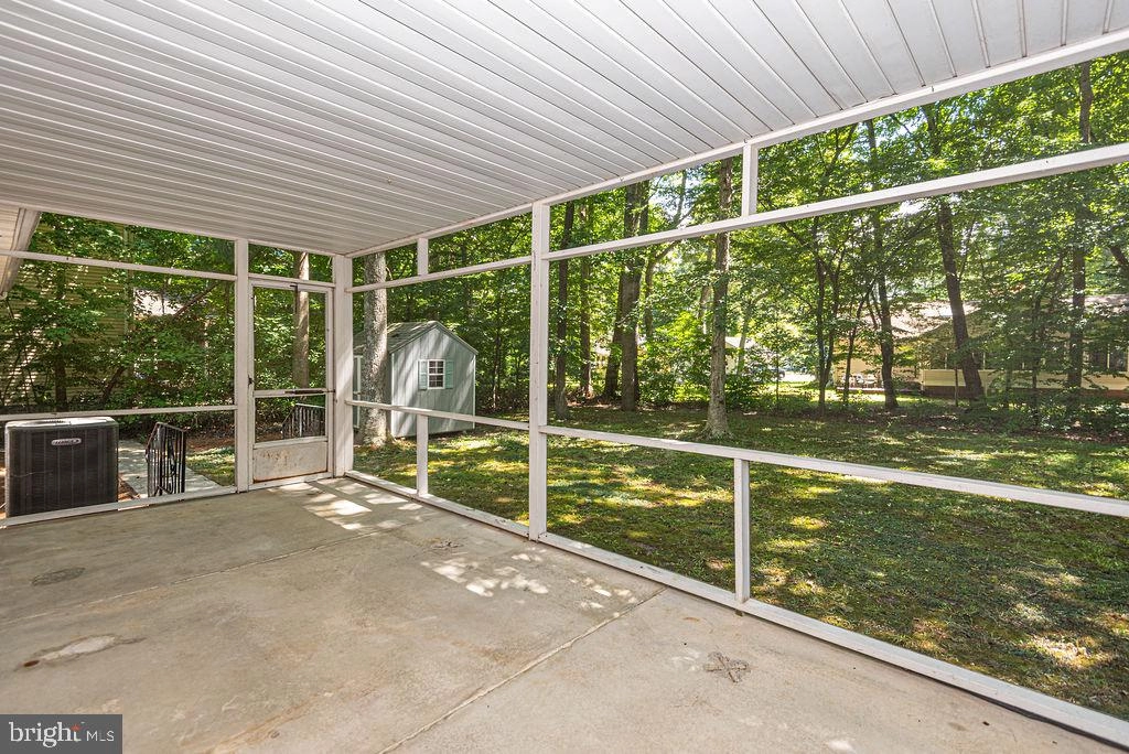 Exterior - 18 Brandywine Dr, Ocean Pines, MD 21811 photo 4 of 12