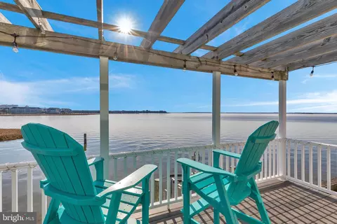 199 S Ocean Dr, Ocean City, MD 21842