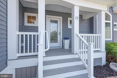 Exterior - 17 Clipper Ct, Ocean Pines, MD 21811 photo 6 of 16