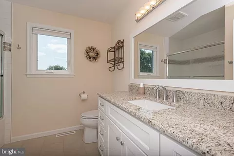 Bath - 17 Clipper Ct, Ocean Pines, MD 21811 photo 8 of 11
