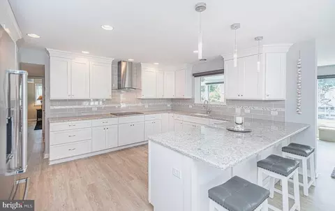 Kitchen - 17 Clipper Ct, Ocean Pines, MD 21811 photo 3 of 10