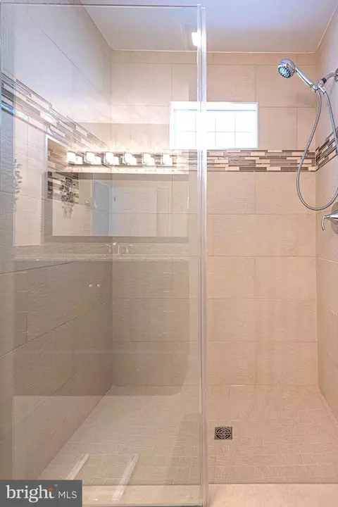 Bath - 17 Clipper Ct, Ocean Pines, MD 21811 photo 6 of 11
