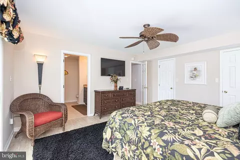 Bedroom - 17 Clipper Ct, Ocean Pines, MD 21811 photo 2 of 10