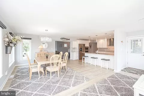 Dining - 17 Clipper Ct, Ocean Pines, MD 21811 photo 4 of 5