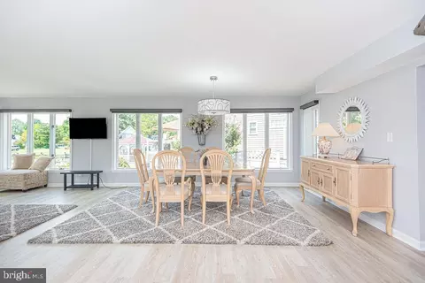 Dining - 17 Clipper Ct, Ocean Pines, MD 21811 photo 3 of 5