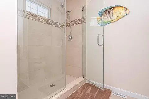 Bath - 17 Clipper Ct, Ocean Pines, MD 21811 photo 5 of 11