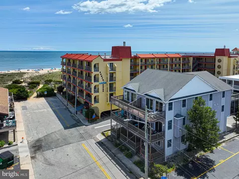 5 65th St #1, Ocean City, MD 21842