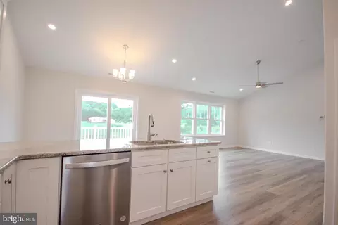 10551 Flower St, Berlin, MD 21811 photo 13
