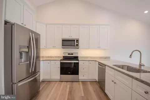 10551 Flower St, Berlin, MD 21811 photo 11