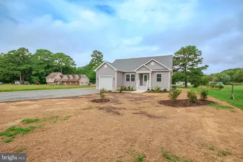 10551 Flower St, Berlin, MD 21811 photo 4