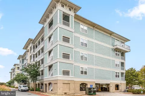 37 Fountain Dr W #5D, Ocean City, MD 21842