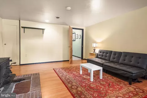 Living - 33 Newport, Berlin, MD 21811 photo 1 of 6