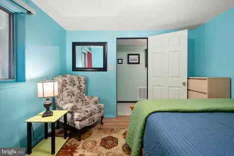 Bedroom - 33 Newport, Berlin, MD 21811 photo 3 of 8