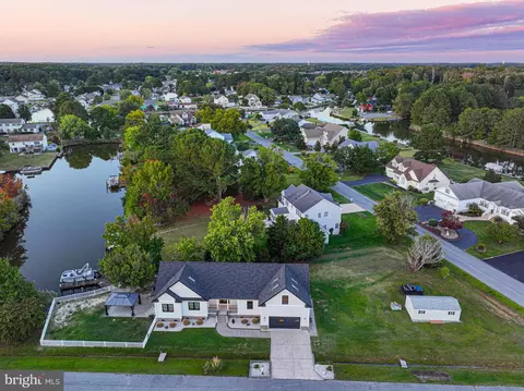 12121 Salt Point Rd, Bishopville, MD 21813