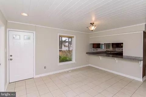 Living - 108 Quillen Dr, Berlin, MD 21811 photo 3 of 26