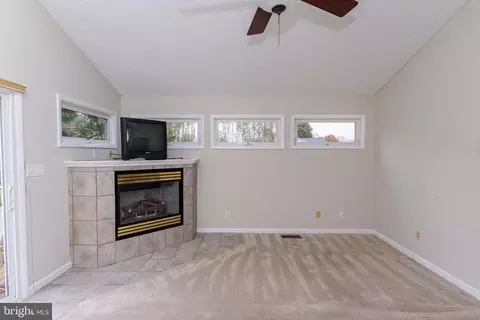 Living - 108 Quillen Dr, Berlin, MD 21811 photo 13 of 26