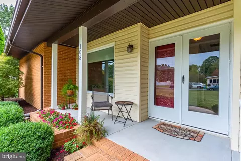 Exterior - 108 Quillen Dr, Berlin, MD 21811 photo 4 of 18