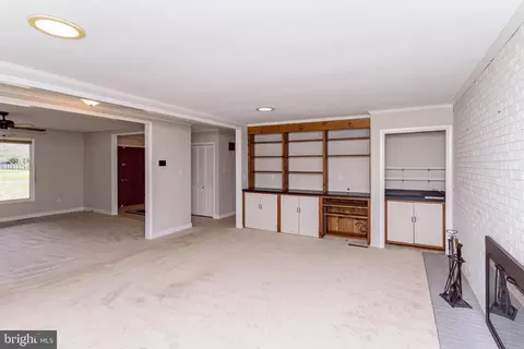 Living - 108 Quillen Dr, Berlin, MD 21811 photo 5 of 26