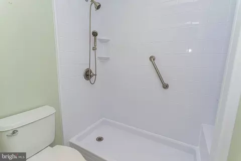 Bath - 108 Quillen Dr, Berlin, MD 21811 photo 2 of 3