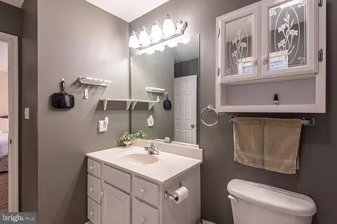 Bath - 13 Starboard Ct, Ocean Pines, MD 21811 photo 7 of 8