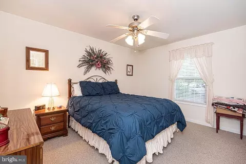 Bedroom - 13 Starboard Ct, Ocean Pines, MD 21811 photo 3 of 7