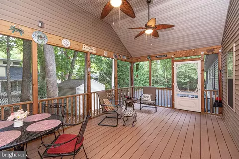 Exterior - 13 Starboard Ct, Ocean Pines, MD 21811 photo 6 of 10