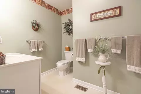 Bath - 13 Starboard Ct, Ocean Pines, MD 21811 photo 1 of 8