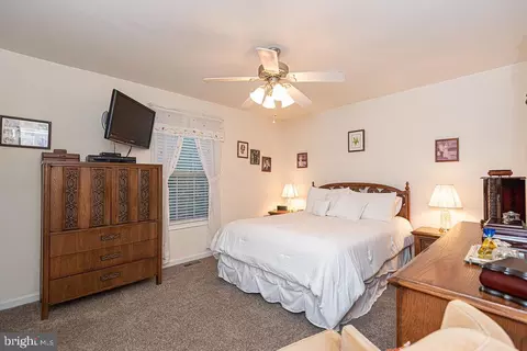 Bedroom - 13 Starboard Ct, Ocean Pines, MD 21811 photo 5 of 7