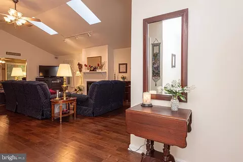 Entry Way - 13 Starboard Ct, Ocean Pines, MD 21811 photo 2 of 6