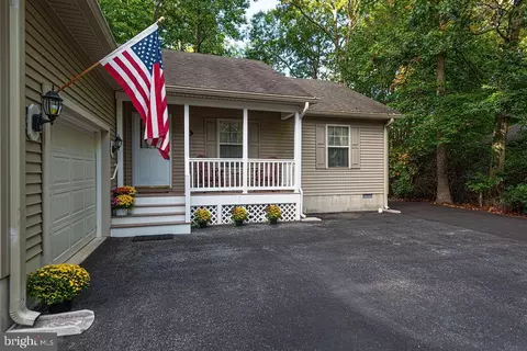 Exterior - 13 Starboard Ct, Ocean Pines, MD 21811 photo 9 of 10