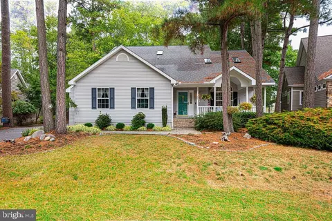 308 Piedmont Ct, Ocean Pines, MD 21811