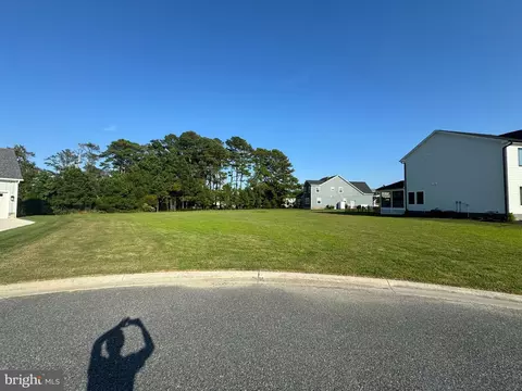 10004 Seaplane Ln, Berlin, MD 21811
