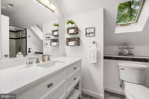 Bath - 3 Trinity Pl, Ocean Pines, MD 21811 photo 3 of 4