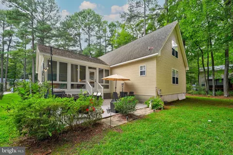 Exterior - 3 Trinity Pl, Ocean Pines, MD 21811 photo 9 of 18