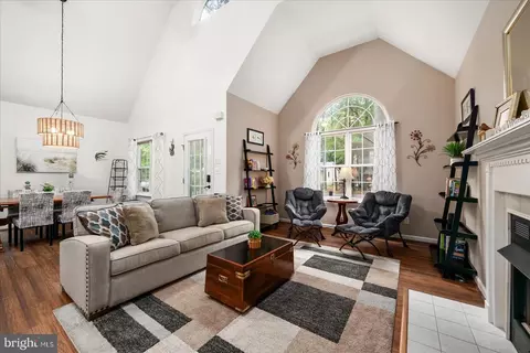 Entry Way - 3 Trinity Pl, Ocean Pines, MD 21811 photo 1 of 11
