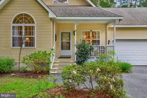 Exterior - 3 Trinity Pl, Ocean Pines, MD 21811 photo 4 of 18