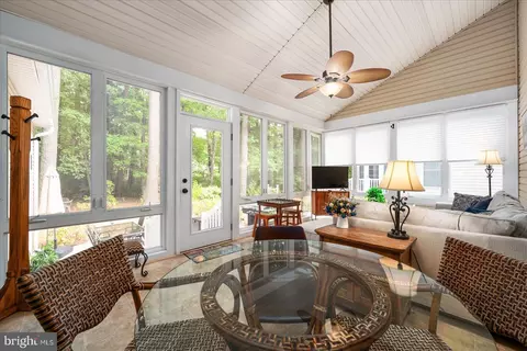 Exterior - 3 Trinity Pl, Ocean Pines, MD 21811 photo 5 of 18