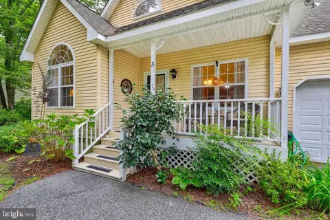 Exterior - 3 Trinity Pl, Ocean Pines, MD 21811 photo 2 of 18